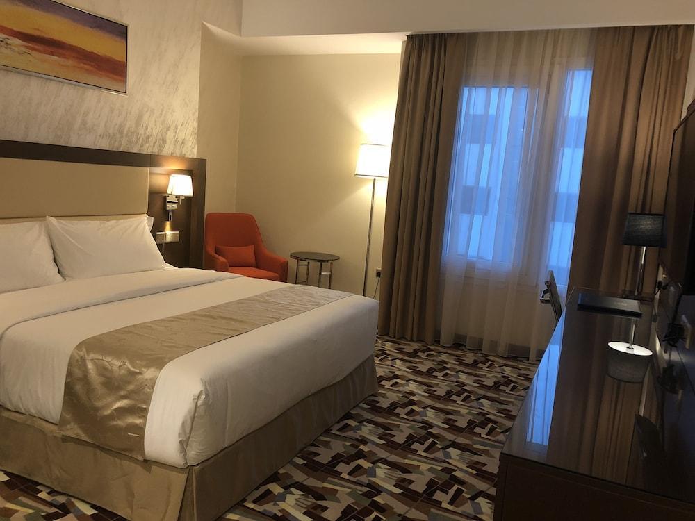 Al Murooj Grand Hotel Muscat Exterior photo