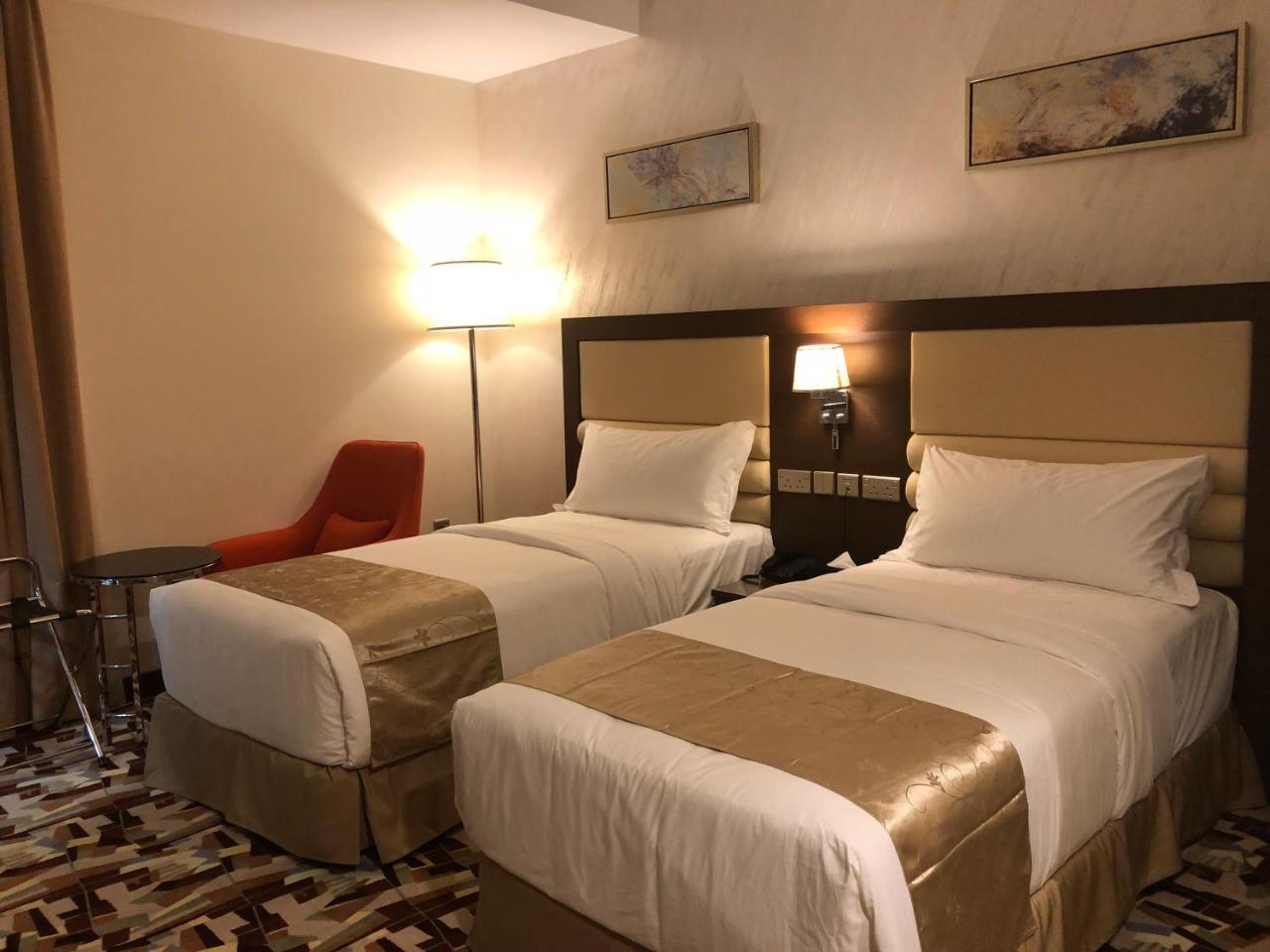Al Murooj Grand Hotel Muscat Exterior photo