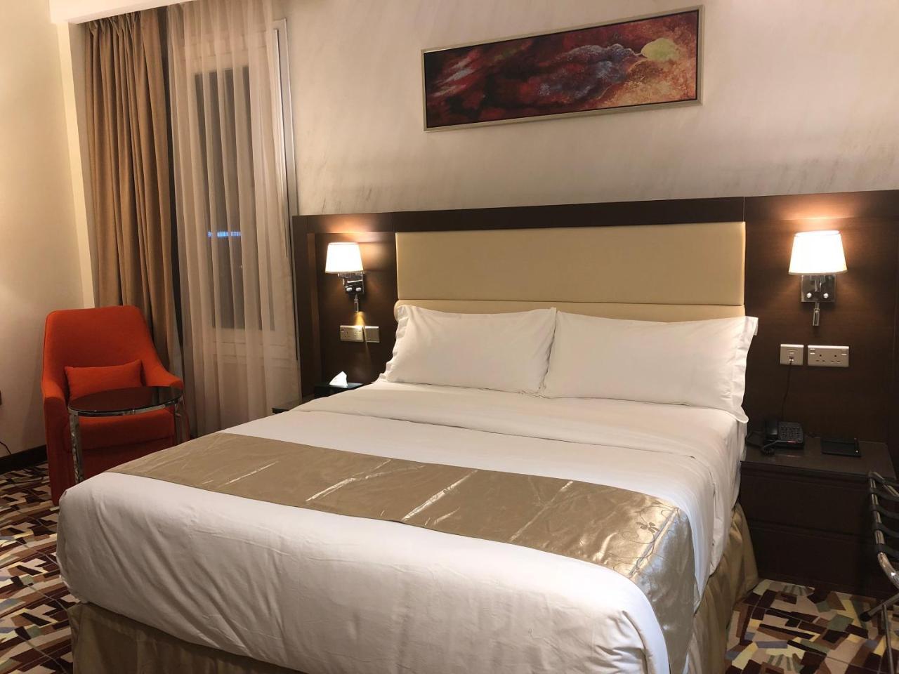 Al Murooj Grand Hotel Muscat Exterior photo