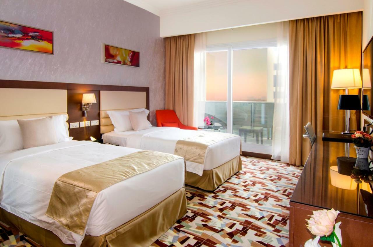 Al Murooj Grand Hotel Muscat Exterior photo
